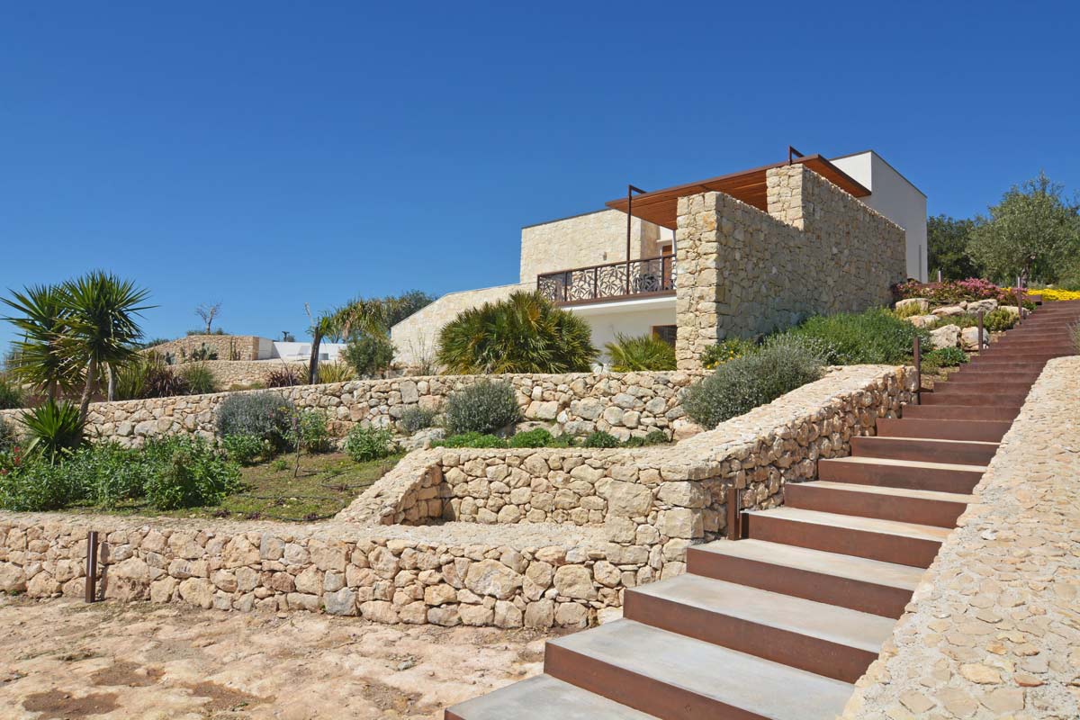 Noto Family Villa | Sicily