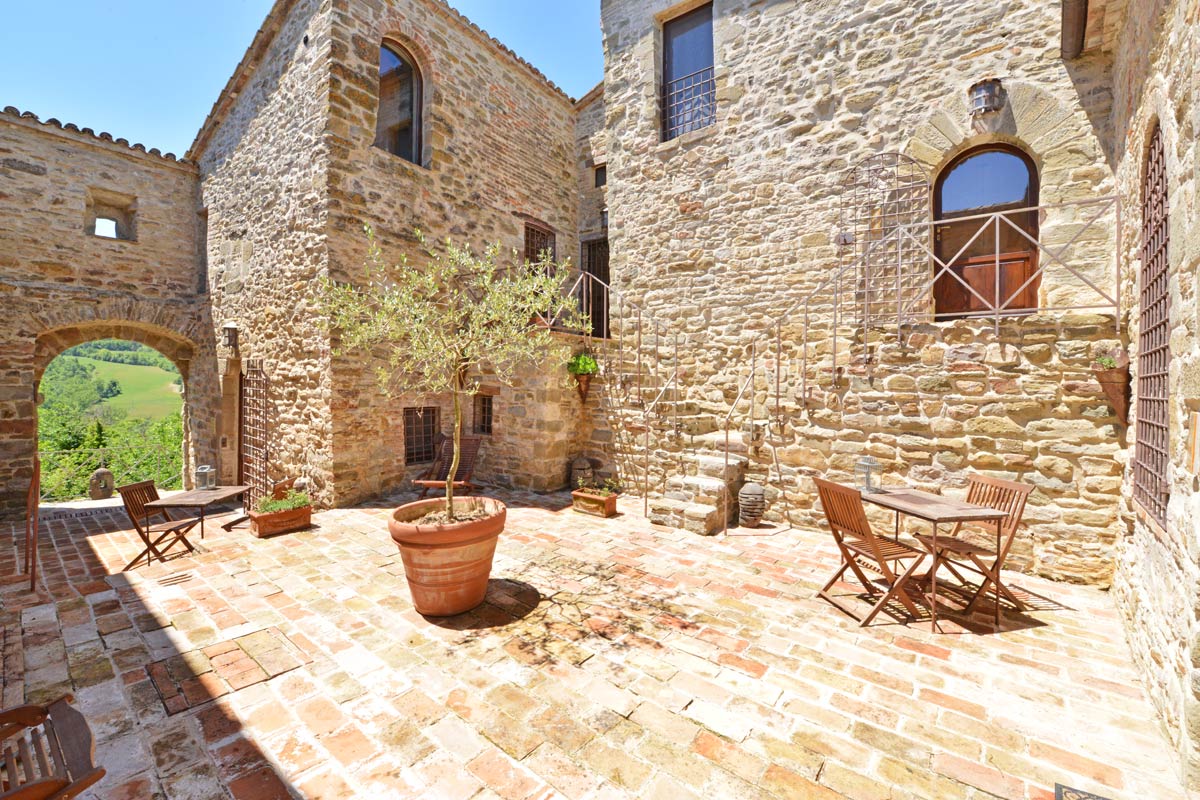 Perugia Large Villa With Pool | Umbria