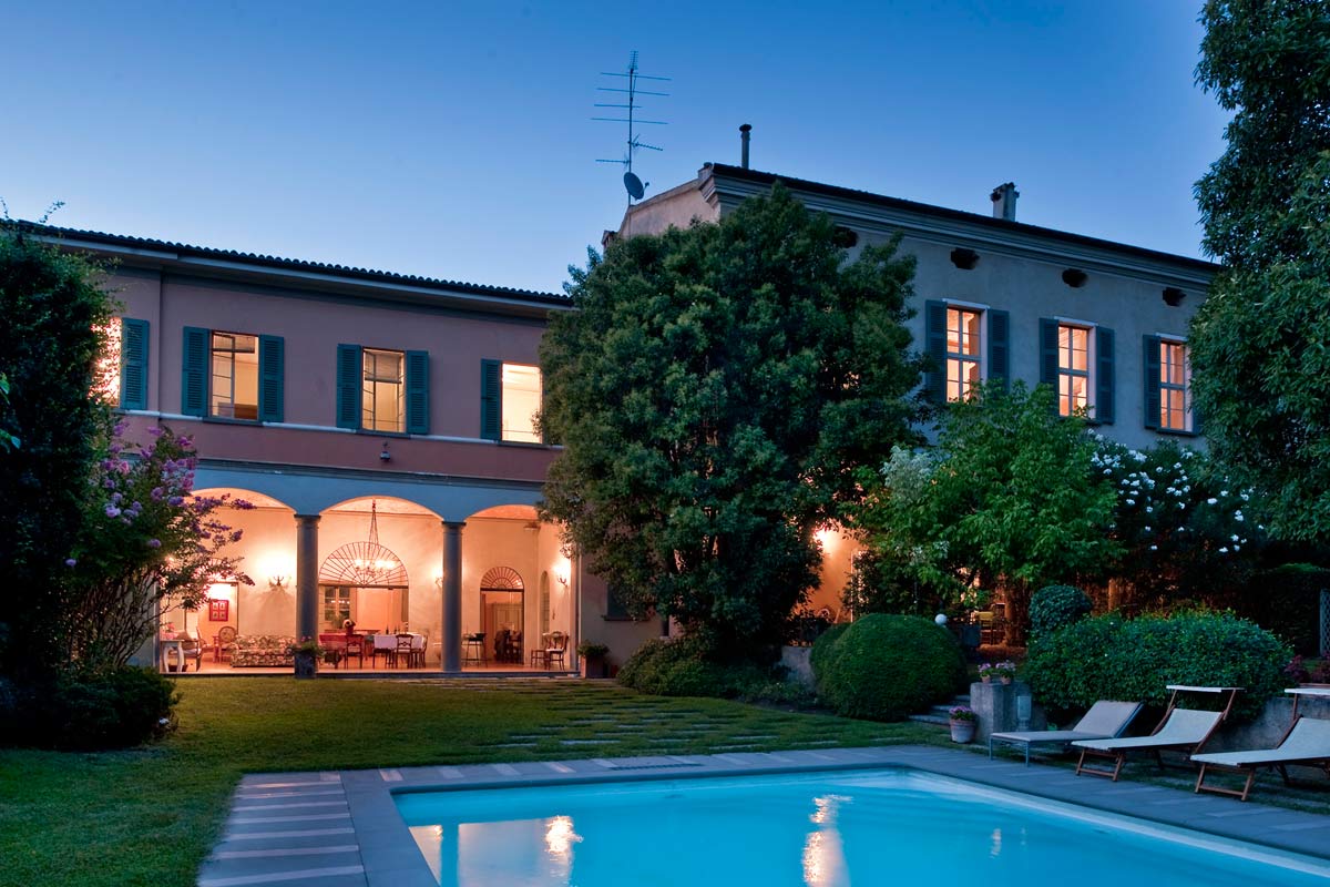 Franciacorta Large Villa | Lombardy