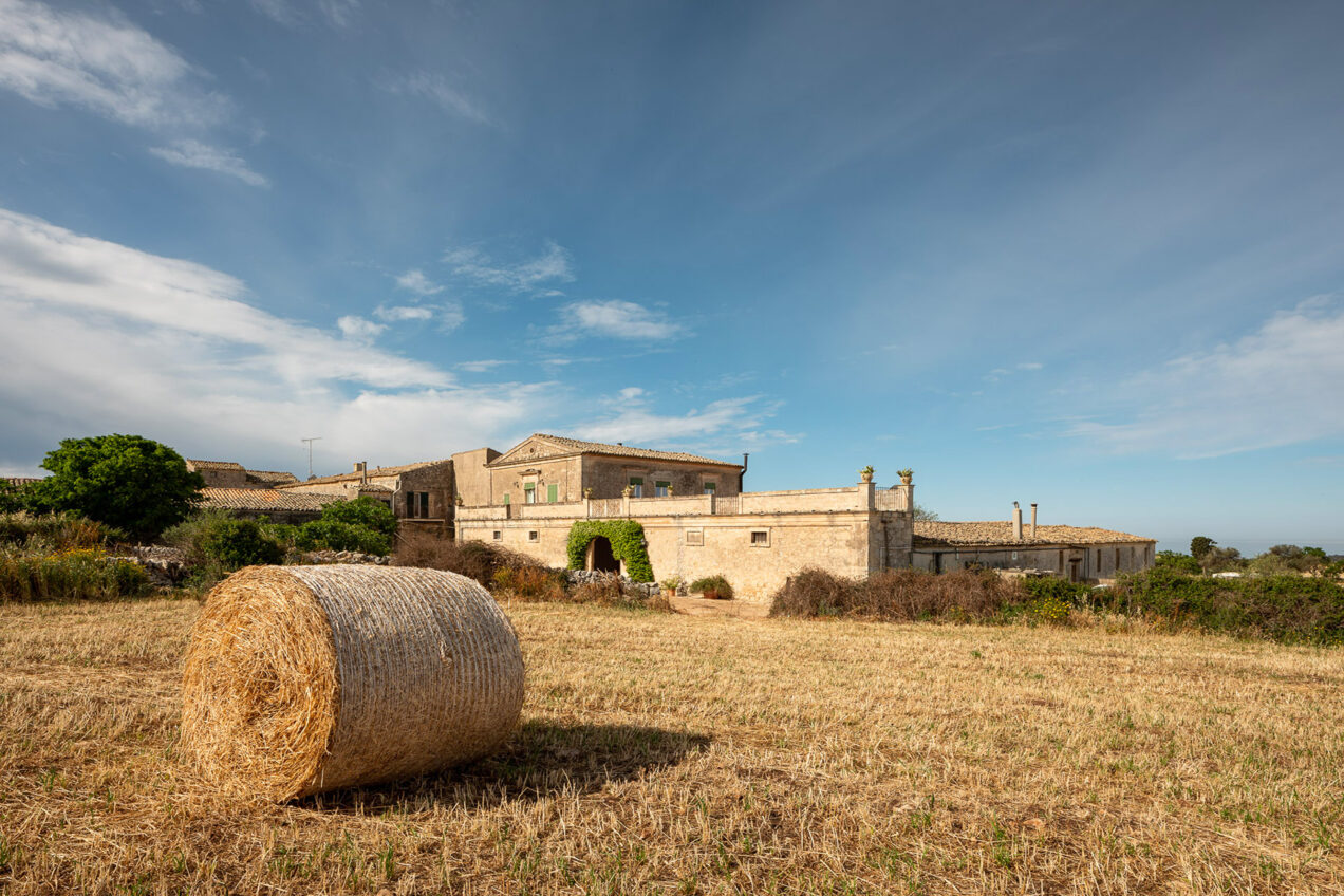 Noto Swimming Pool Villa | Sicily