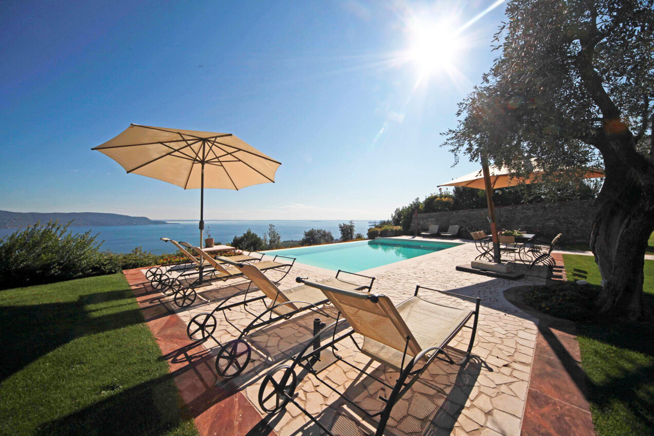 Lakeview Splendid Villa | Lake Garda